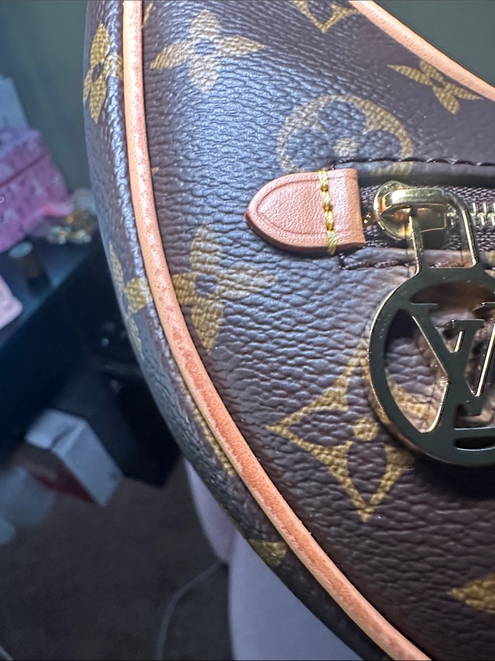 Authenic Louis Vuitton Monogram Loop Pm Shoulder Bag with Gold Chain - Picture 2 of 13
